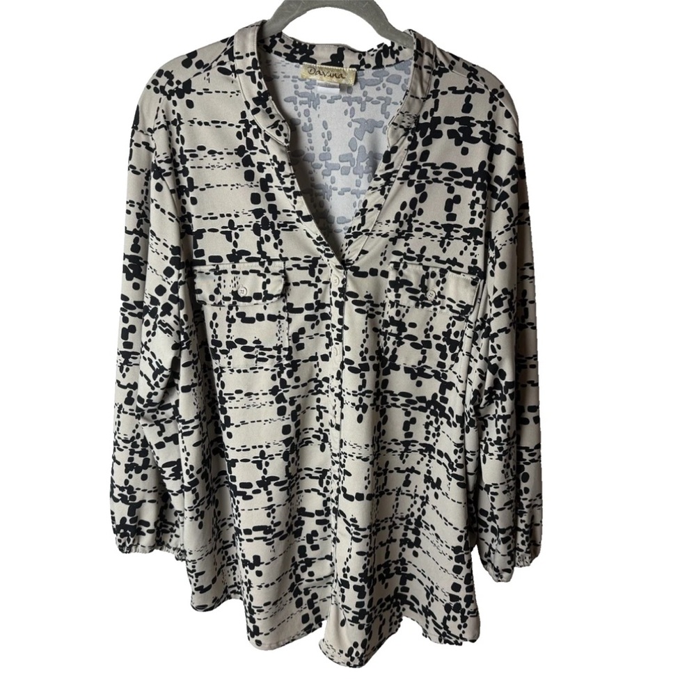 Davina Blouse Plus Size 1X Top 3/4 Sleeves V-Neck Stretch Beige Black Casual
